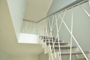 metallvarrastega trepp