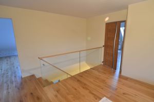 Metalltrepp tammest astmetega.