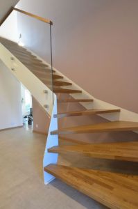 Kandekonstruktsioon 6x260 mm teraslehest.