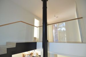 Metalltrepp tammest astmetega.