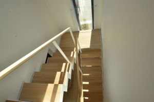 Metalltrepp, tammest astmetega