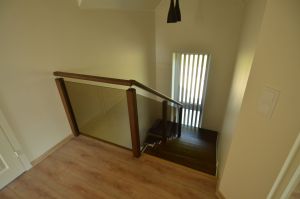 Metalltrepp, tammest astmetega