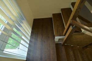 Metalltrepp, tammest astmetega