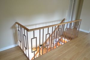 Metalltrepp tammest astmetega