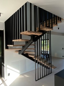 Terastrepp, tala 100x100 mm, astmed tammest.