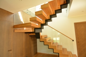 Terastrepp, tammest astmetega.