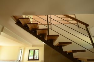 Ühetala metalltrepp.