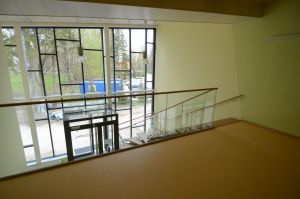 Ühetala metalltrepp.