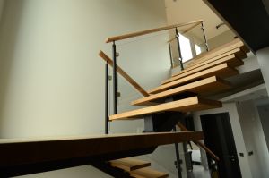 Ühetala metalltrepp