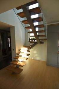 Ühetala trepp. Tala 100x150 mm